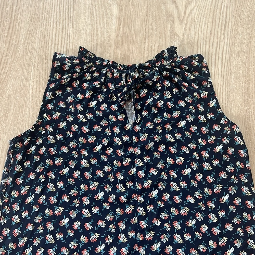 Ann Taylor Loft Tank - Picture 4 of 6